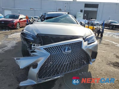 Piąte zdjęcie samochodu w środku: 2018 LEXUS LS 500H VIN:JTHCYLFF6J5000428 - miniatura
