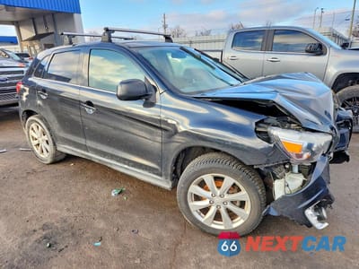 Czwarte zdjęcie samochodu z boku: 2015 MITSUBISHI OUTLANDER SPORT SE VIN:4A4AR4AU0FE043230 - miniatura