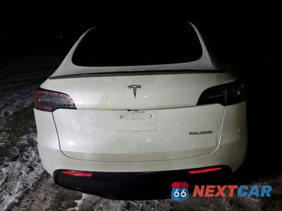 Zdjęcie 6 z 13 samochodu: 2024 TESLA MODEL Y VIN:7SAYGDEFXRF022088 - miniatura