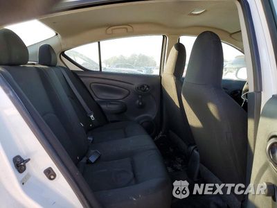 Zdjęcie 10 z 12 samochodu: 2015 NISSAN VERSA S VIN:3N1CN7AP0FL940915 - miniatura
