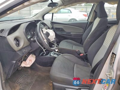 Zdjęcie 7 z 11 samochodu: 2018 TOYOTA YARIS VIN:VNKKTUD38JA091260 - miniatura