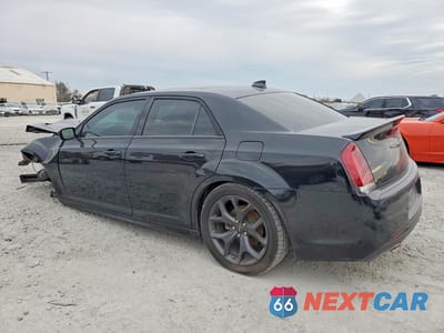 Drugie zdjęcie samochodu z przodu: 2023 CHRYSLER 300 S VIN:2C3CCABT2PH556256 - miniatura