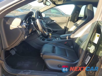 Zdjęcie 7 z 12 samochodu: 2018 MERCEDES-BENZ CLA 250 VIN:WDDSJ4EB4JN604457 - miniatura