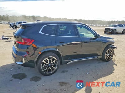 Trzecie zdjęcie samochodu z tyłu: 2025 BMW X1 XDRIVE28I VIN:WBX73EF09S5151664 - miniatura