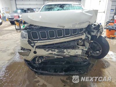 Piąte zdjęcie samochodu w środku: 2020 JEEP COMPASS LATITUDE VIN:3C4NJDBB8LT217411 - miniatura