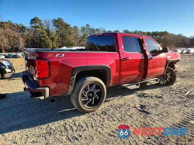 Trzecie zdjęcie samochodu z tyłu: 2018 CHEVROLET SILVERADO K1500 LT VIN:3GCUKREC9JG430206 - miniatura