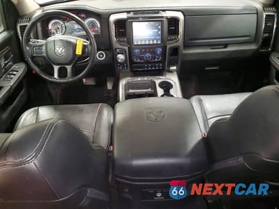 Zdjęcie 8 z 12 samochodu: 2017 RAM 1500 SPORT VIN:1C6RR7MT6HS658844 - miniatura