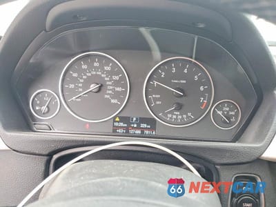 Zdjęcie 9 z 12 samochodu: 2015 BMW 320 I VIN:WBA3B1C55FK139846 - miniatura