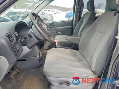 Zdjęcie 7 z 13 samochodu: 2007 DODGE GRAND CARAVAN SE VIN:1D4GP24R07B242867 - miniatura