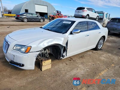 2012 CHRYSLER 300 LIMITED 2C3CCACG3CH231806 - główne zdjęcie licytacji z USA - miniatura