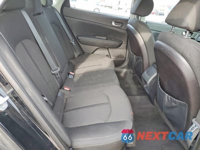 Zdjęcie 10 z 12 samochodu: 2016 KIA OPTIMA LX VIN:5XXGT4L37GG025778 - miniatura
