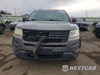 Piąte zdjęcie samochodu w środku: 2017 FORD EXPLORER POLICE INTERCEPTOR VIN:1FM5K8AT6HGA63979 - miniatura