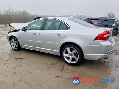 Drugie zdjęcie samochodu z przodu: 2010 VOLVO S80 T6 VIN:YV1992AH5A1124347 - miniatura