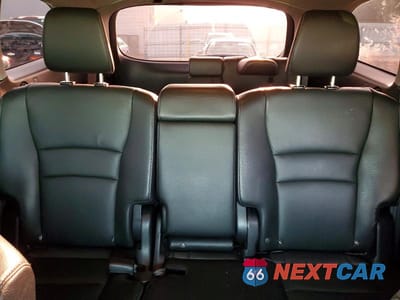 Zdjęcie 10 z 13 samochodu: 2019 HONDA PILOT TOURING VIN:5FNYF6H90KB059433 - miniatura