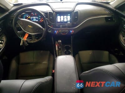 Zdjęcie 8 z 13 samochodu: 2018 CHEVROLET IMPALA LT VIN:2G1105S3XJ9154398 - miniatura