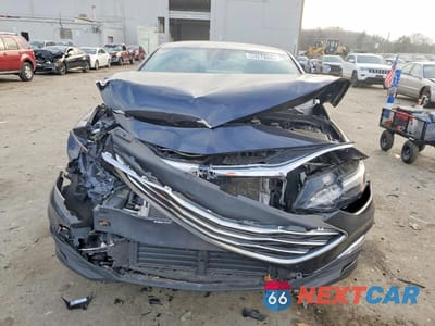 Piąte zdjęcie samochodu w środku: 2023 CHEVROLET MALIBU LS VIN:1G1ZB5ST4PF176913 - miniatura