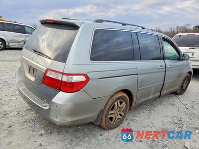 Trzecie zdjęcie samochodu z tyłu: 2006 HONDA ODYSSEY EXL VIN:5FNRL38656B034843 - miniatura