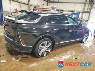 Trzecie zdjęcie samochodu z tyłu: 2024 CADILLAC LYRIQ TECH VIN:1GYKPMRK5RZ142038 - miniatura