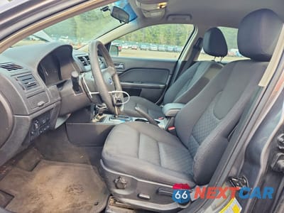Zdjęcie 7 z 12 samochodu: 2010 FORD FUSION SE VIN:3FAHP0HA7AR158645 - miniatura