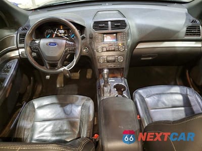 Zdjęcie 8 z 14 samochodu: 2019 FORD EXPLORER XLT VIN:1FM5K8D84KGB32327 - miniatura