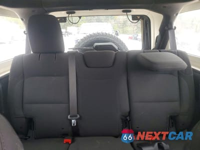 Zdjęcie 10 z 15 samochodu: 2018 JEEP WRANGLER UNLIMITED SPORT VIN:1C4HJXDG9JW228447 - miniatura