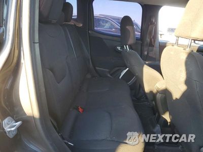 Zdjęcie 11 z 13 samochodu: 2018 JEEP RENEGADE SPORT VIN:ZACCJBAB3JPJ37514 - miniatura