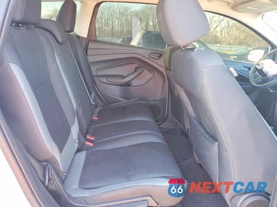 Zdjęcie 11 z 12 samochodu: 2016 FORD ESCAPE S VIN:1FMCU0F71GUB70923 - miniatura