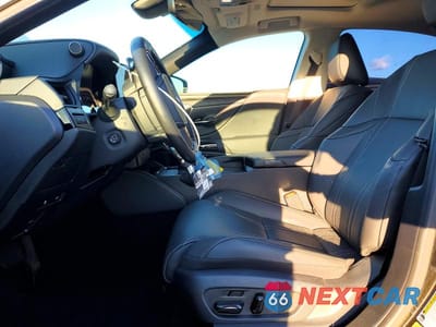 Zdjęcie 7 z 12 samochodu: 2025 LEXUS ES 300H LUXURY VIN:58AEA1C17SU067661 - miniatura