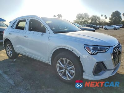 Czwarte zdjęcie samochodu z boku: 2024 AUDI Q3 PREMIUM PLUS S LINE 45 VIN:WA1EECF39R1167288 - miniatura