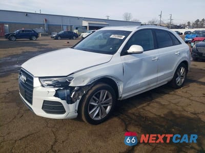 2017 AUDI Q3 PREMIUM WA1ECCFS7HR006452 - główne zdjęcie licytacji z USA - miniatura