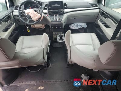 Zdjęcie 8 z 13 samochodu: 2019 HONDA ODYSSEY EXL VIN:5FNRL6H76KB101258 - miniatura