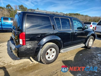Trzecie zdjęcie samochodu z tyłu: 2006 NISSAN PATHFINDER LE VIN:5N1AR18W16C640181 - miniatura