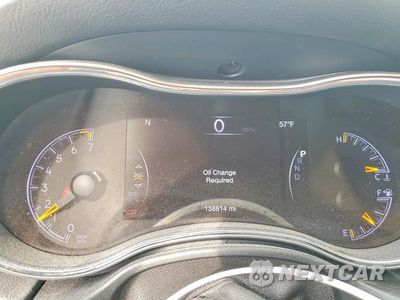 Zdjęcie 9 z 12 samochodu: 2018 JEEP GRAND CHEROKEE LIMITED VIN:1C4RJFBG2JC189753 - miniatura