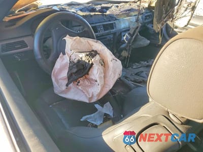 Zdjęcie 8 z 11 samochodu: 2012 BMW 328 I VIN:WBAKE3C5XCE444798 - miniatura