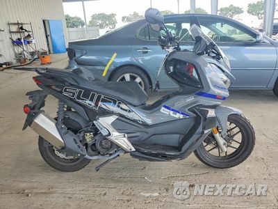 2025 OTHR SCOOTER HZ2TCDL54S1000732 - główne zdjęcie licytacji z USA - miniatura