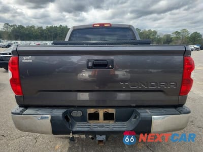 Zdjęcie 6 z 11 samochodu: 2014 TOYOTA TUNDRA CREWMAX SR5 VIN:5TFEM5F14EX070462 - miniatura