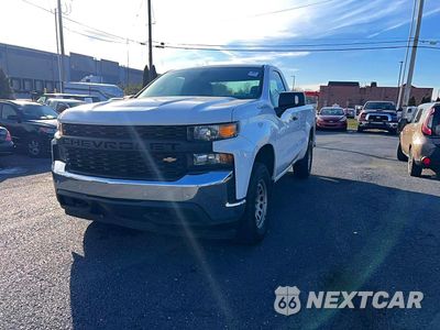 Drugie zdjęcie samochodu z przodu: 2020 CHEVROLET SILVERADO K1500 VIN:3GCNYAEH2LG220890 - miniatura