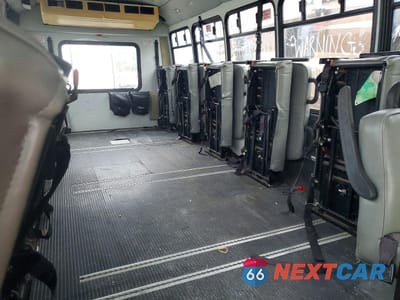 Zdjęcie 6 z 10 samochodu: 2006 CHEVROLET C5500 C5V042 VIN:1GBE5V1G26F404315 - miniatura