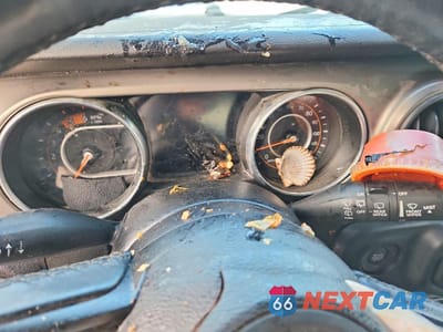 Zdjęcie 9 z 13 samochodu: 2021 JEEP WRANGLER UNLIMITED SPORT VIN:1C4HJXDM6MW530790 - miniatura