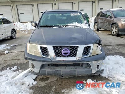 Piąte zdjęcie samochodu w środku: 2010 NISSAN FRONTIER SE V6 VIN:1N6AD0ER3AC400132 - miniatura