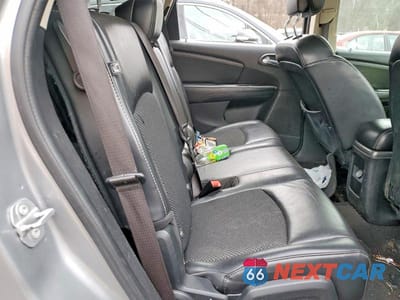 Zdjęcie 11 z 12 samochodu: 2017 DODGE JOURNEY CROSSROAD VIN:3C4PDCGB2HT579261 - miniatura