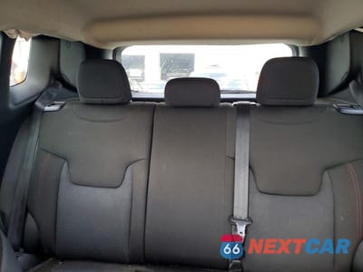 Zdjęcie 10 z 13 samochodu: 2015 JEEP RENEGADE TRAILHAWK VIN:ZACCJBCT0FPB54858 - miniatura