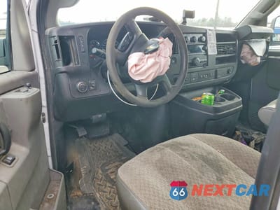 Zdjęcie 8 z 13 samochodu: 2019 CHEVROLET EXPRESS G3500 LT VIN:1GAZGPFG3K1168060 - miniatura