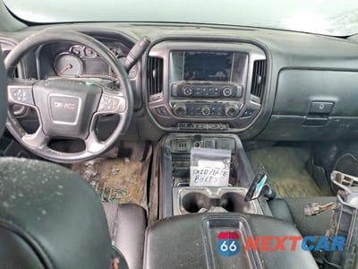 Zdjęcie 8 z 12 samochodu: 2015 GMC SIERRA K1500 SLE VIN:3GTU2UEC0FG415667 - miniatura
