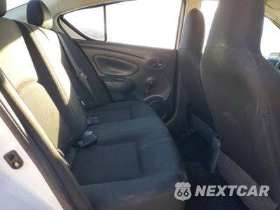 Zdjęcie 10 z 12 samochodu: 2015 NISSAN VERSA S VIN:3N1CN7AP0FL950201 - miniatura