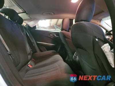 Zdjęcie 10 z 13 samochodu: 2015 CHRYSLER 200 LIMITED VIN:1C3CCCAB5FN511645 - miniatura