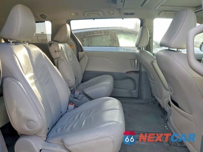 Zdjęcie 11 z 13 samochodu: 2011 TOYOTA SIENNA XLE VIN:5TDYK3DC8BS091571 - miniatura