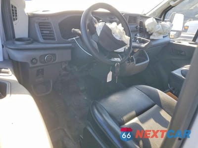 Zdjęcie 8 z 12 samochodu: 2022 FORD TRANSIT 250 DELIVERY VAN VIN:1FTBR3X85NKA31834 - miniatura