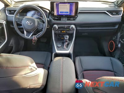 Zdjęcie 8 z 14 samochodu: 2024 TOYOTA RAV4 PRIME XSE VIN:JTMEB3FVXRD196684 - miniatura