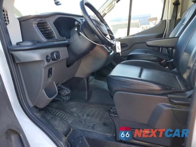 Zdjęcie 7 z 12 samochodu: 2024 FORD TRANSIT T-250 DELIVERY VAN VIN:1FTBR1Y88RKA35269 - miniatura
